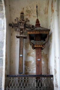 Senieji kryžiai prie Salako Švč. Mergelės Marijos Sopulingosios bažnyčios